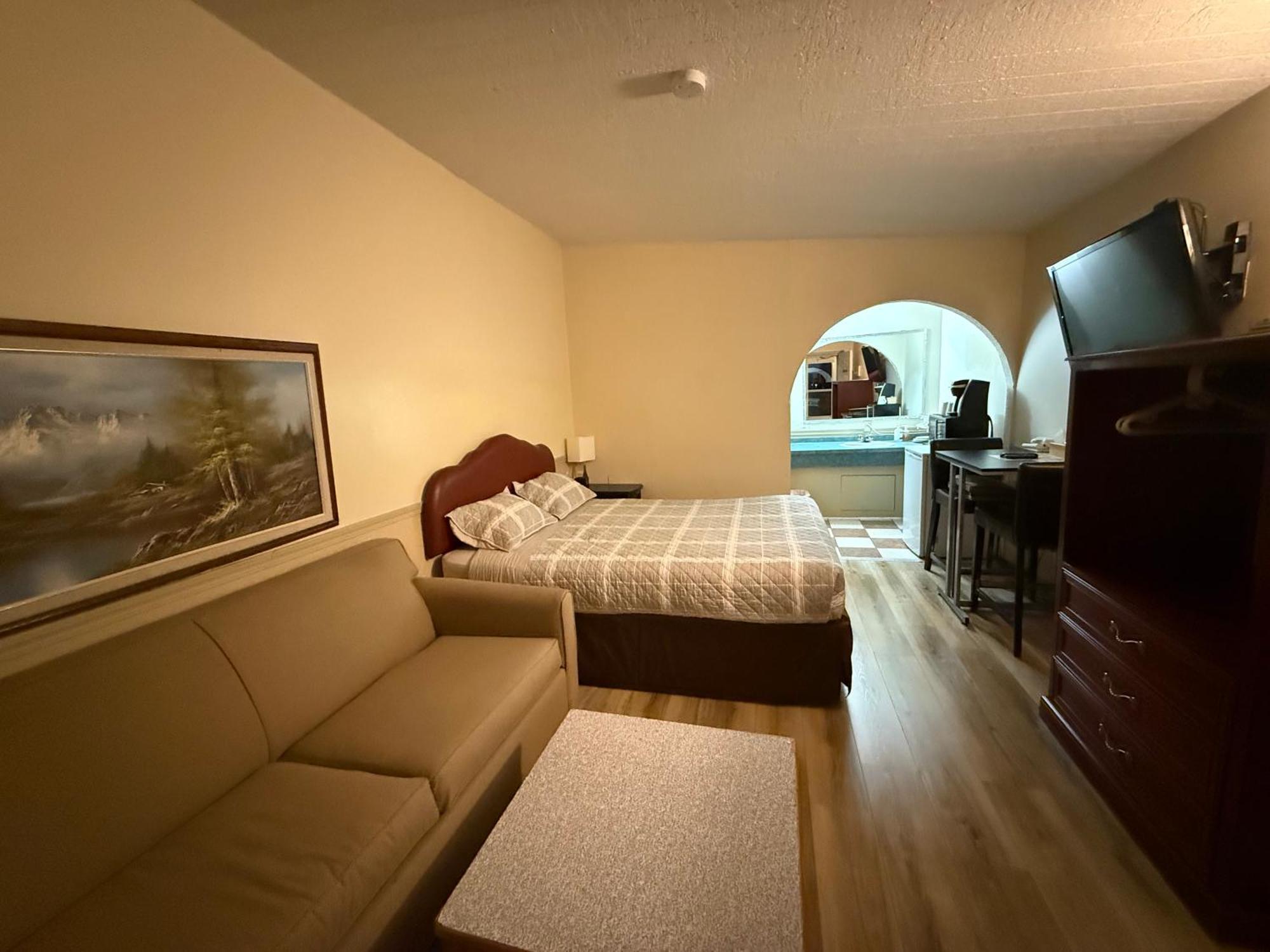 Centre Suite Inns Motel Bonnyville Ngoại thất bức ảnh